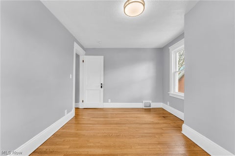 Tiny photo for 4933 E 109th Street, Garfield Heights, OH 44125 (MLS # 5246518)