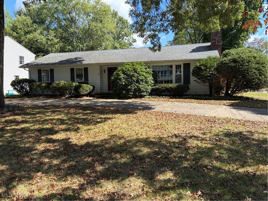 Welcome to 1625 S. Lincoln Street – the heart of Kent living! This delightful ranch-style home offers the perfect blend of charm, space, and location. Nestled in the center of everything Kent has to offer, this home features over 1,400 square feet on the main level, including 3 spacious bedrooms and 2 full bathrooms. Step into the updated kitchen, complete with granite countertops, a peninsula for casual dining, and a bonus room that opens to a private deck—ideal for relaxing or entertaining. The cozy living room boasts a fireplace, and flows seamlessly into the formal dining room, enhanced by newer laminate flooring and elegant wainscoting.
Outside, you'll find both a circular driveway and rear garage access, making it easy to host guests or manage multiple vehicles. The partially finished basement adds even more living space, featuring a bar area and a walkout to the backyard, perfect for gatherings or quiet evenings. Located in a quintessential Kent neighborhood, this home offers the lifestyle you've been searching for.
Schedule your showing today and discover your next chapter at 1625 S. Lincoln Street!