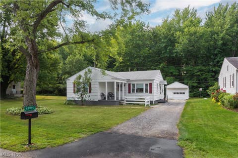 Photo for 41991 Emerson Court