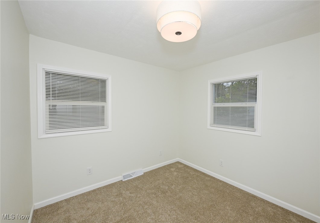 Cottage Gr #3 - Residential