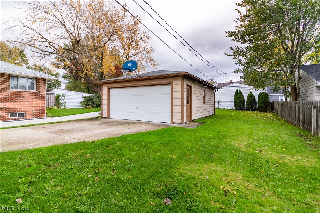 Lorain Woods - Residential