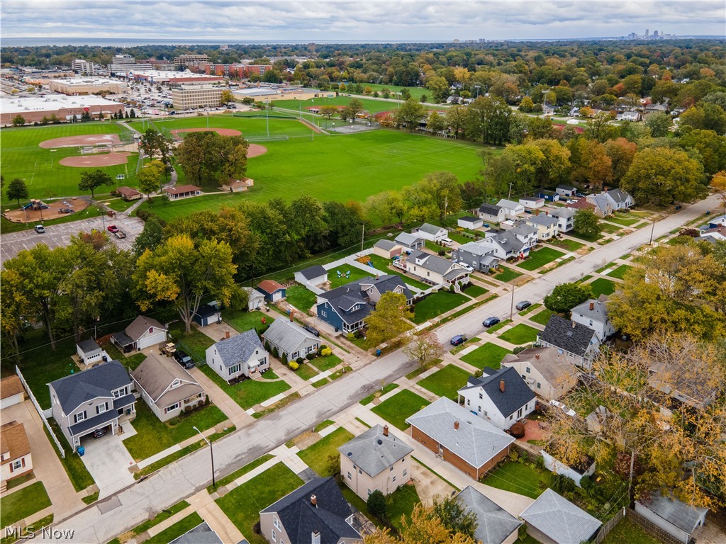 Lorain Woods - Residential