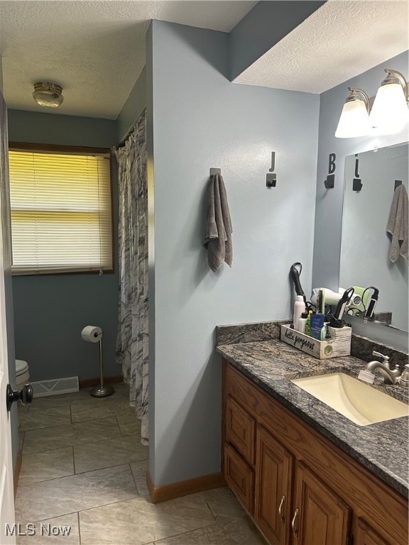 Lamont Urich 01 - Residential
