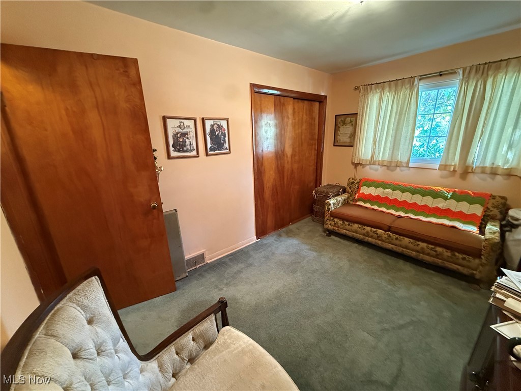 Pikes Village View - Residential