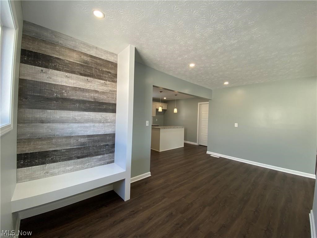 Brookpark Mdws 01 - Residential