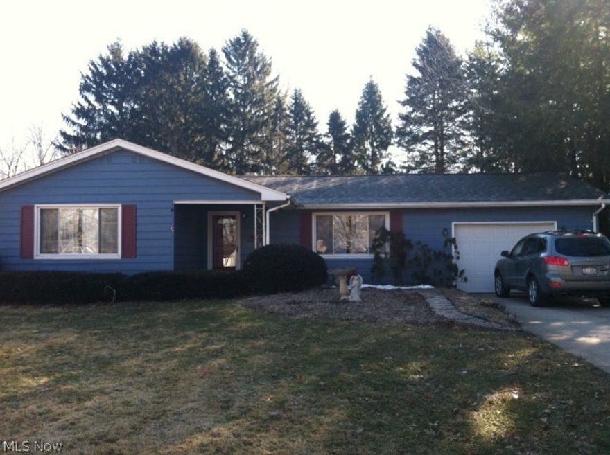 Motivated seller Great well maintained home, needs new owner touches to make this your home. Newer furnace, central air and roof. Basement is 70% finished with extra living space. Large spacious yard, plenty for whatever your use may be. Appliances are negotiable.