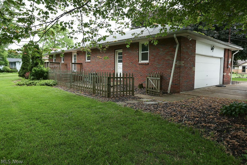 Elmwood Place - Residential