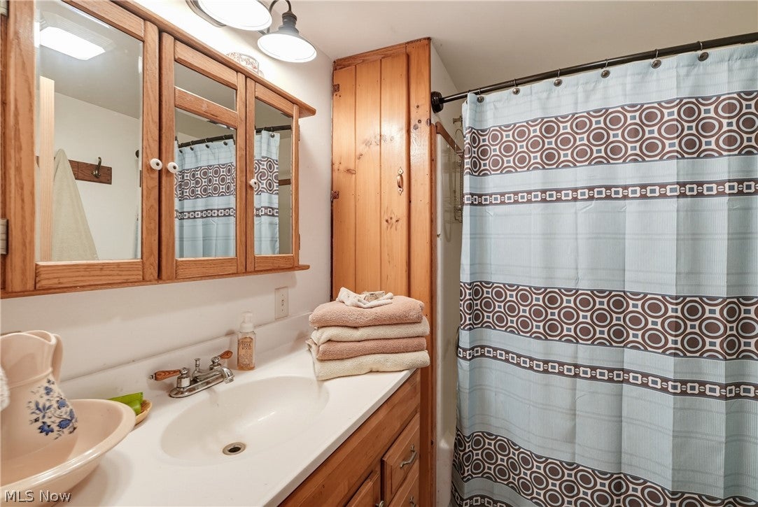 1309 Township Road 8