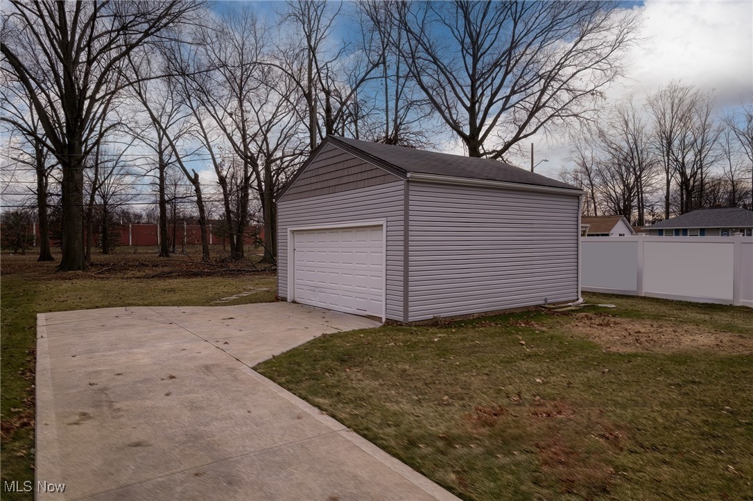 29648 Robert Street, Wickliffe, Ohio image 33