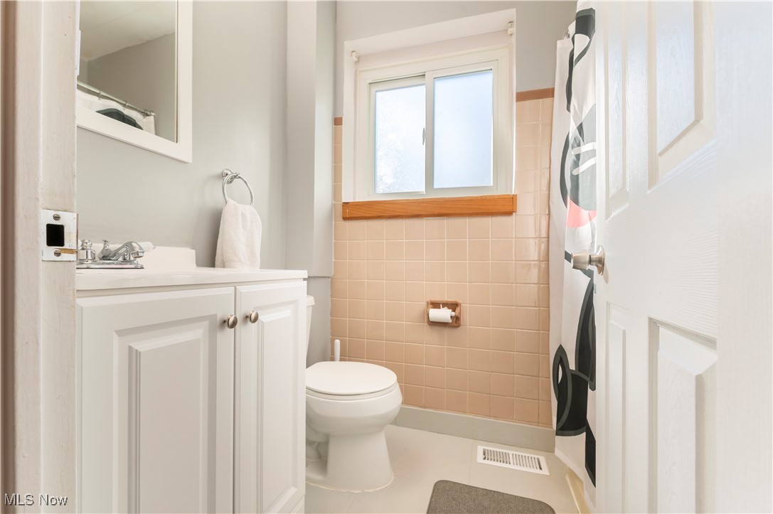 Huber Realty Cos Mayfield Acr - Residential