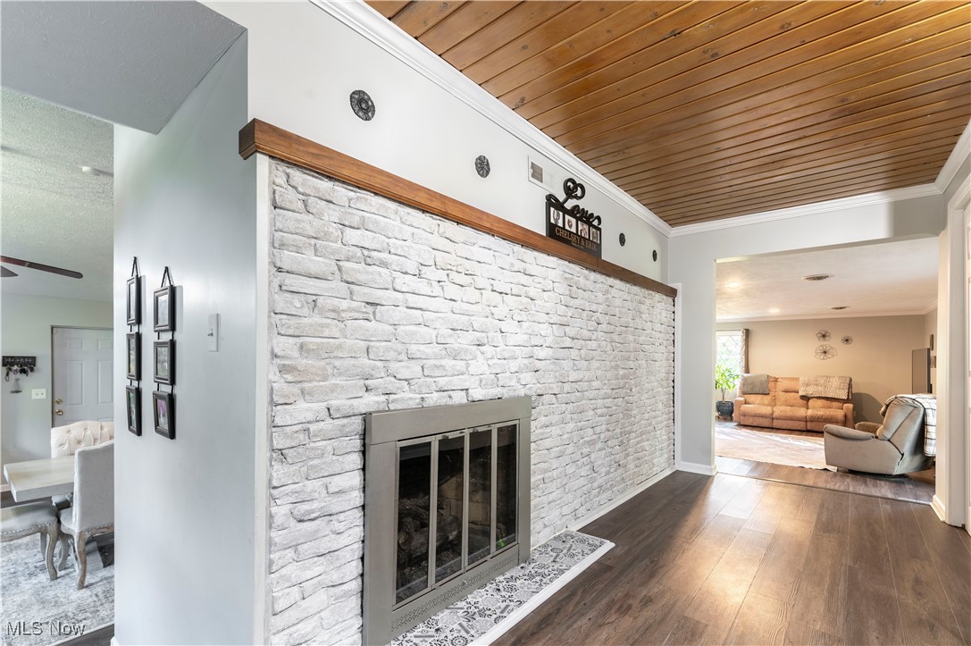 Huber Realty Cos Mayfield Acr - Residential