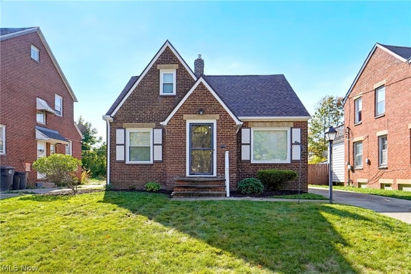 16220 THROCKLEY AVE, CLEVELAND, OH 44128 - Image fd0c0c6f720dbe46eb856cf09cded898/1580225102