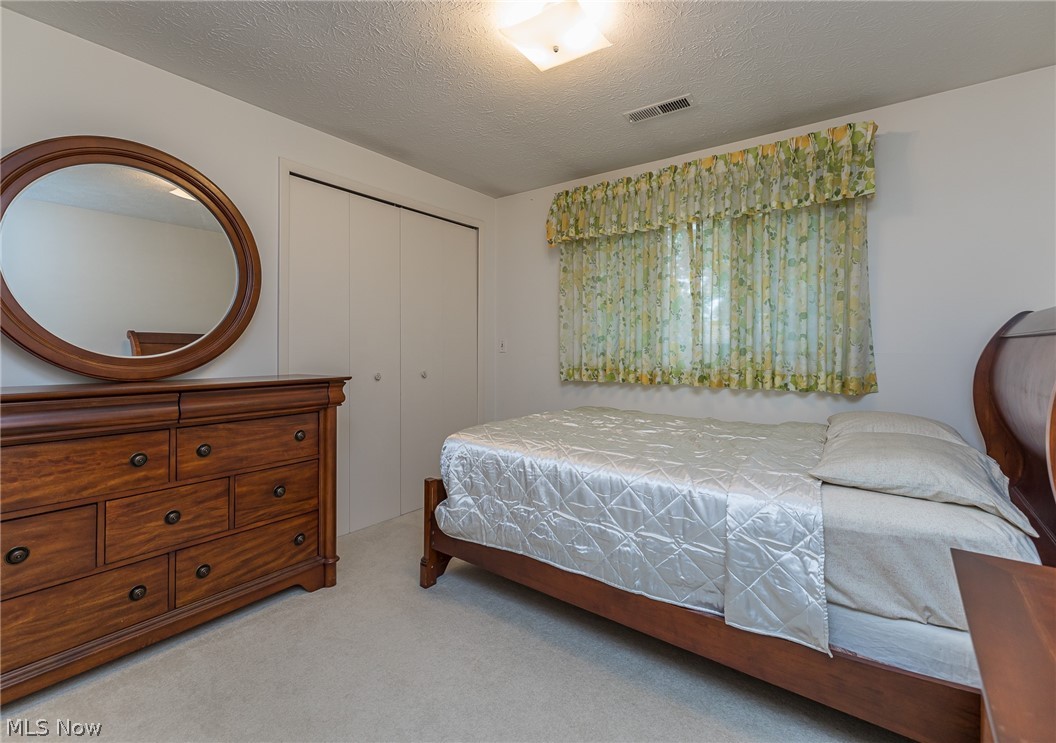 Hunting Meadows - Residential