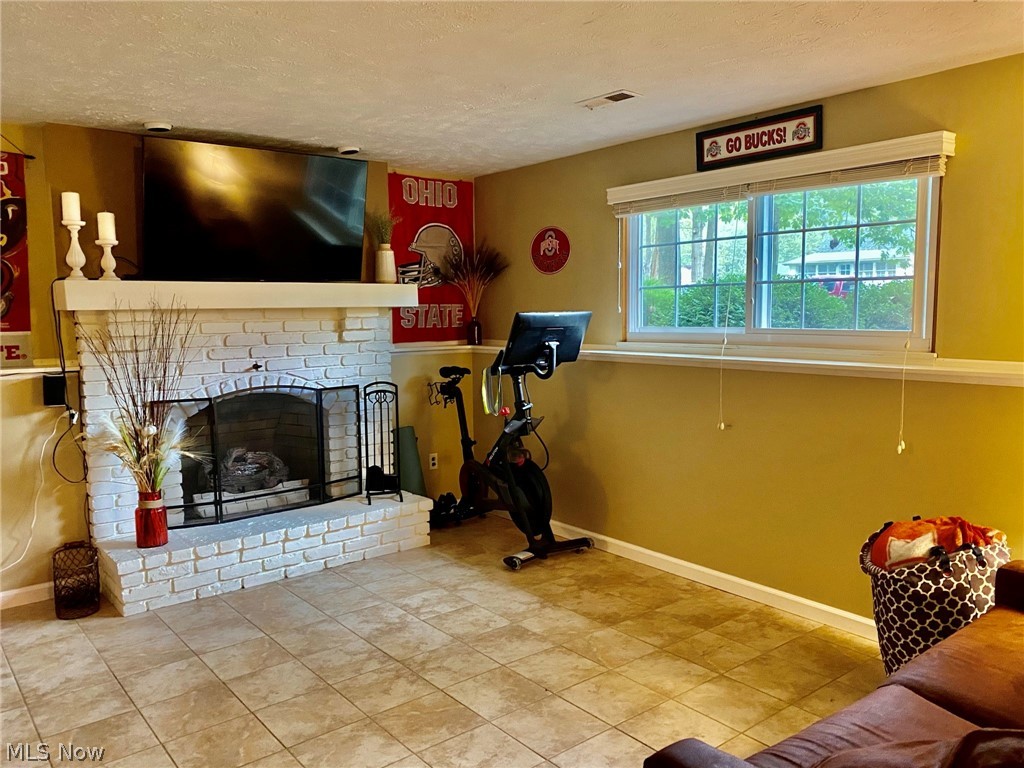 Salida Sub 12 - Residential