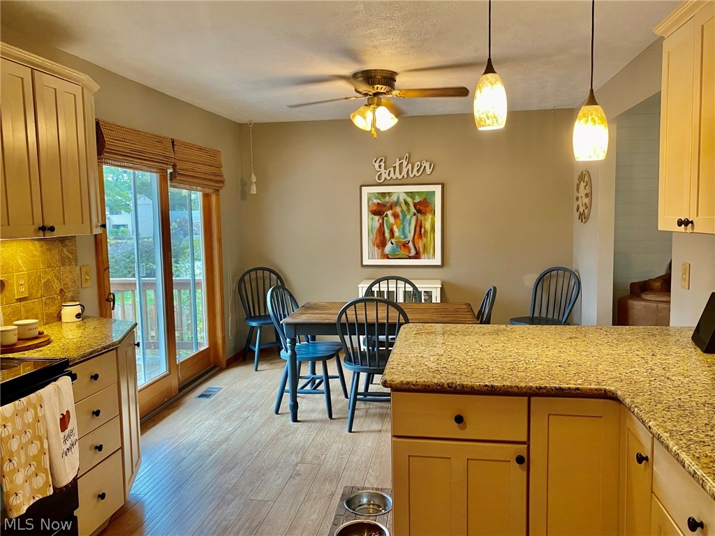 Salida Sub 12 - Residential