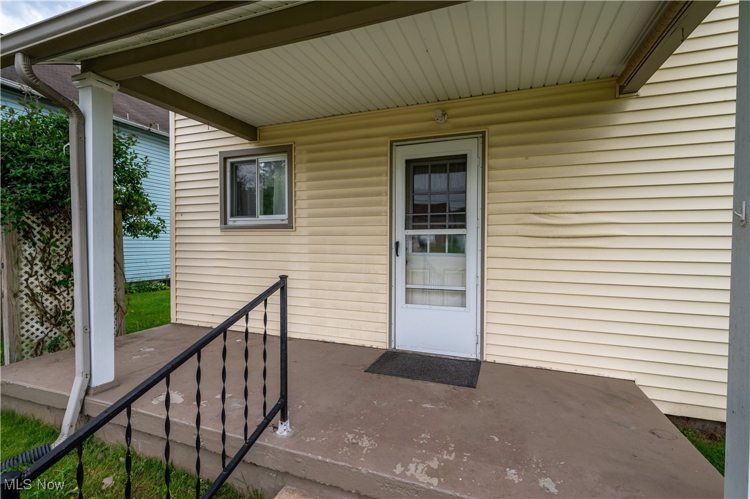 390 E Clark Street, East Palestine, Ohio image 6