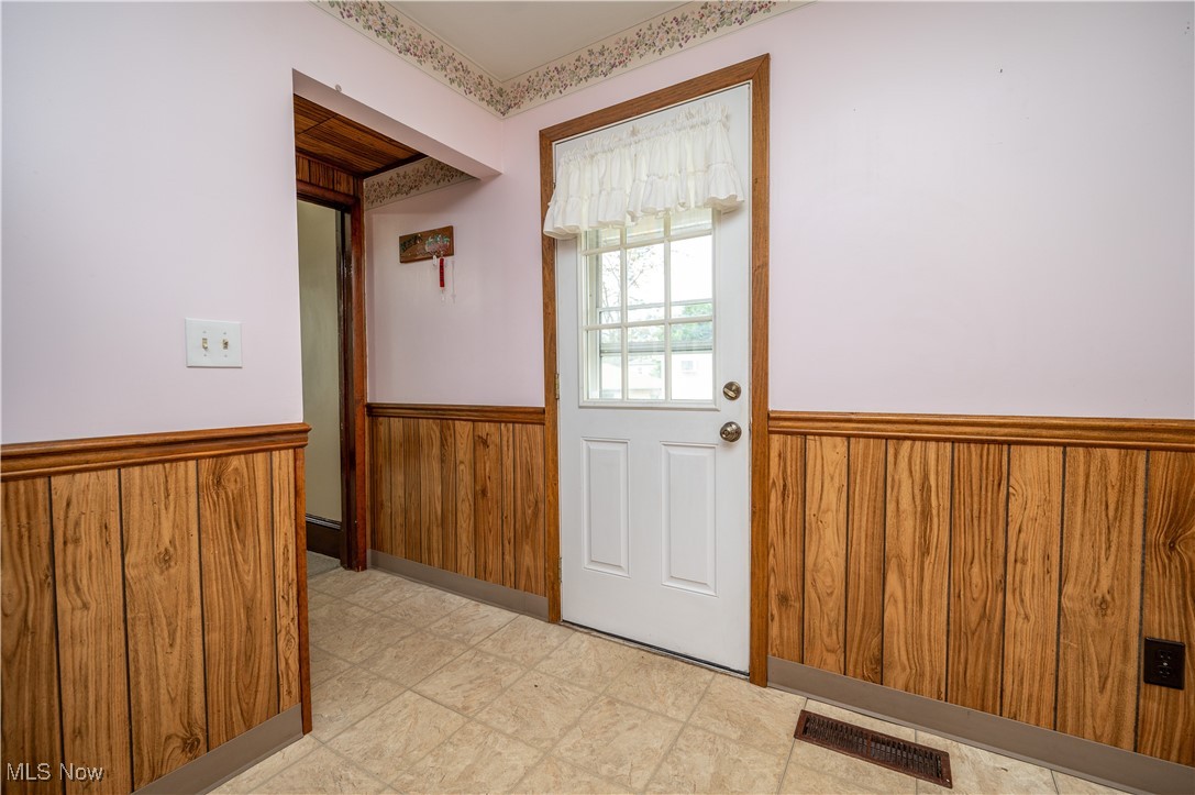 390 E Clark Street, East Palestine, Ohio image 18