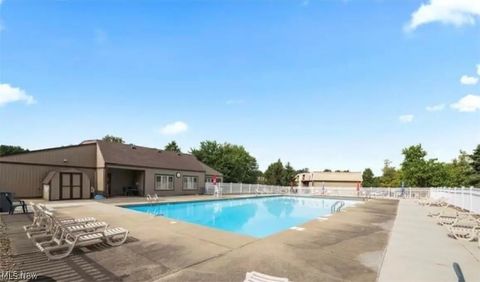 Tiny photo for 9640 Cove Drive #A-36, North Royalton, OH 44133 (MLS # 5190074)