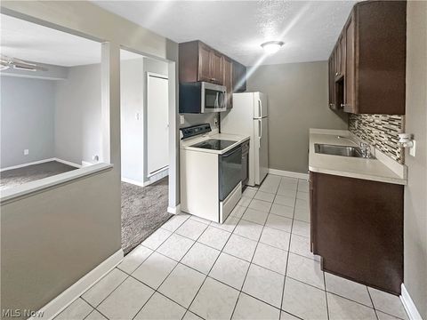 Tiny photo for 9640 Cove Drive #A-36, North Royalton, OH 44133 (MLS # 5190074)