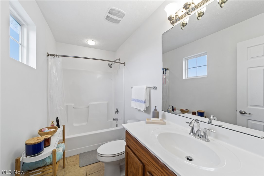 Meadows Lakes Sub - Residential