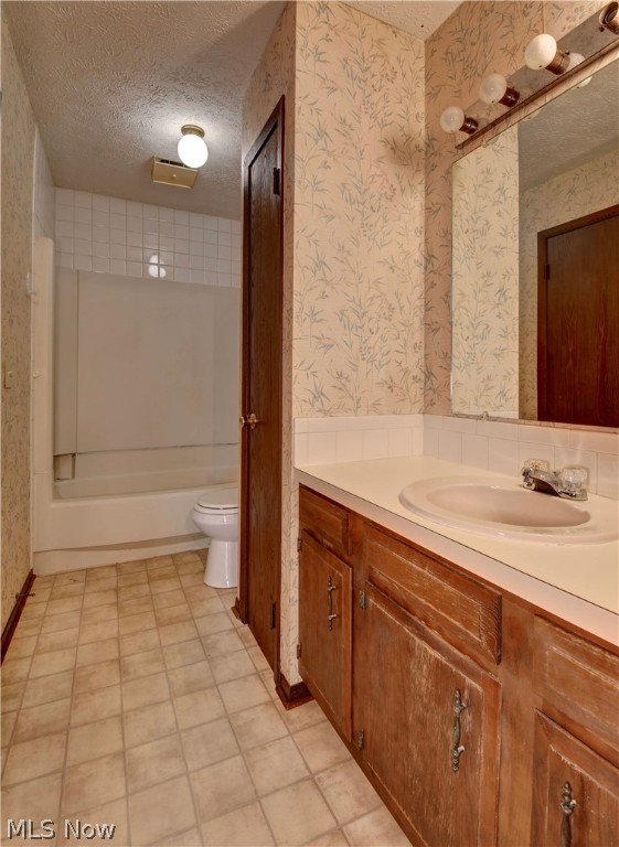 Hampton Ridge Condo - Residential