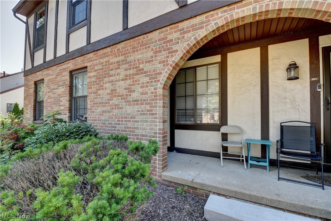 Hampton Ridge Condo - Residential