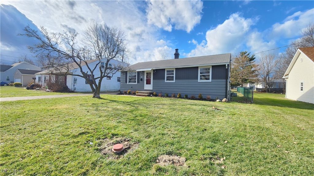 Photo of 1270 E 348th Street, Eastlake, OH 44095 (MLS # 5180687)