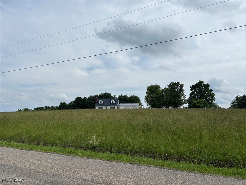 2151 Stacy Lane, Zanesville, Ohio image 3