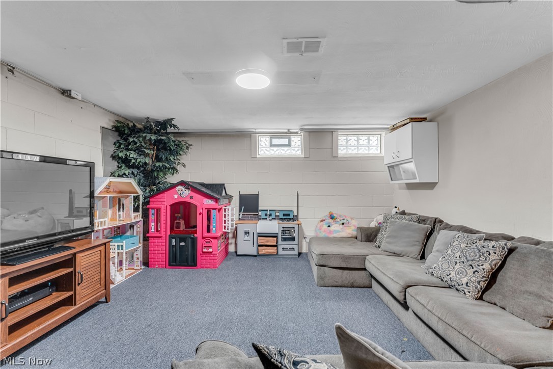 Tuxedo Lake Overlook - Residential