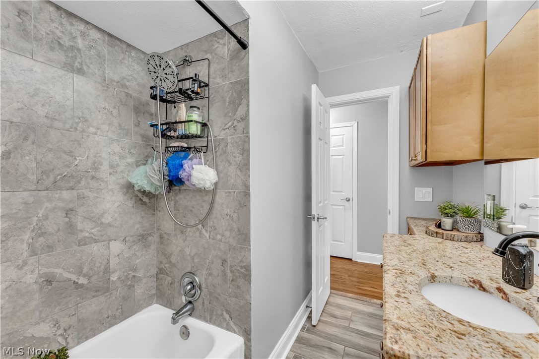 Tuxedo Lake Overlook - Residential