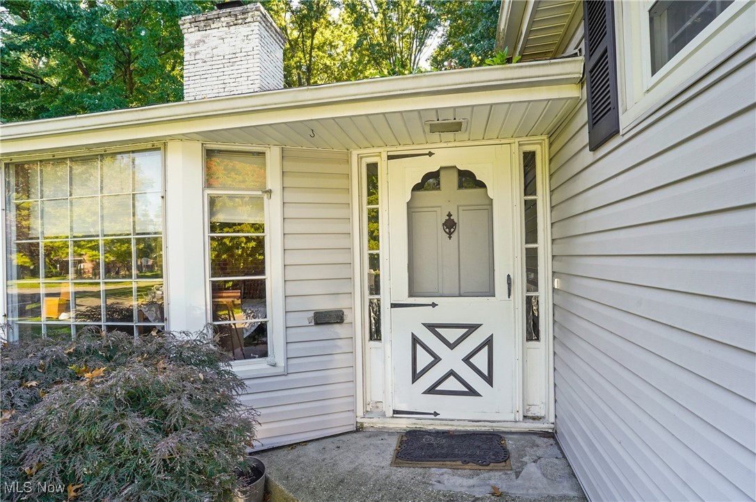 Akron, Ohio 44313, United States, 3 Bedrooms Bedrooms, ,3 BathroomsBathrooms,Residential,Contingent,39635