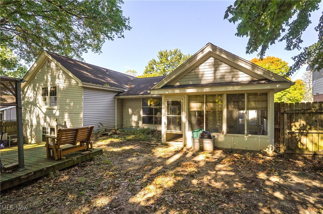 Akron, Ohio 44313, United States, 3 Bedrooms Bedrooms, ,3 BathroomsBathrooms,Residential,Contingent,39635