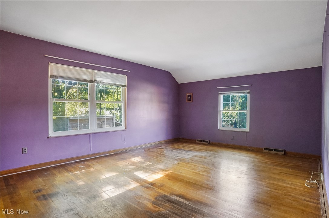 Akron, Ohio 44313, United States, 3 Bedrooms Bedrooms, ,3 BathroomsBathrooms,Residential,Contingent,39635