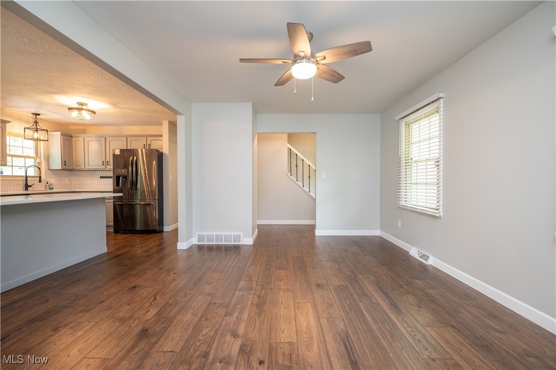 1768 Celeste Circle, Austintown, Ohio image 4
