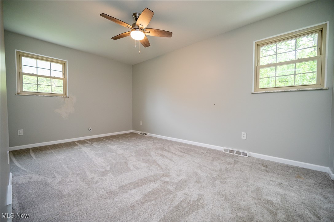1768 Celeste Circle, Austintown, Ohio image 18