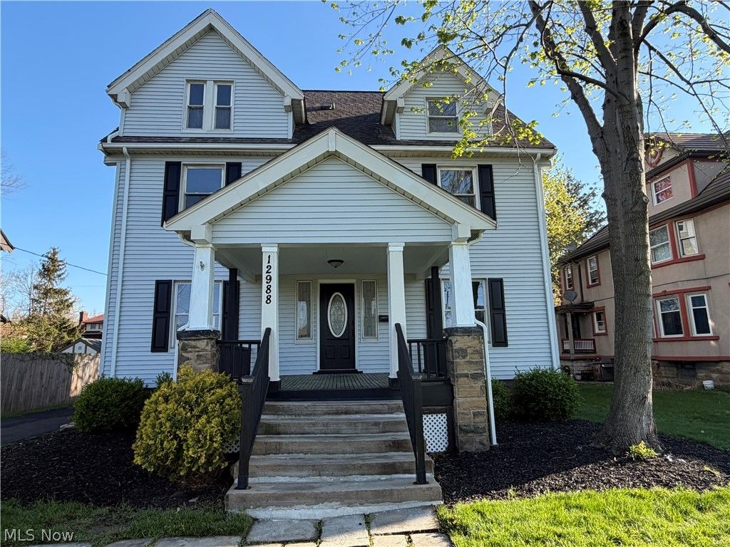 Photo of 12988 Clifton Boulevard, Lakewood, OH 44107 (MLS # 5203330)