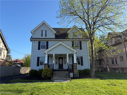 Homes For Sale - 12988 Clifton Boulevard<br/> Lakewood, OH 44107
