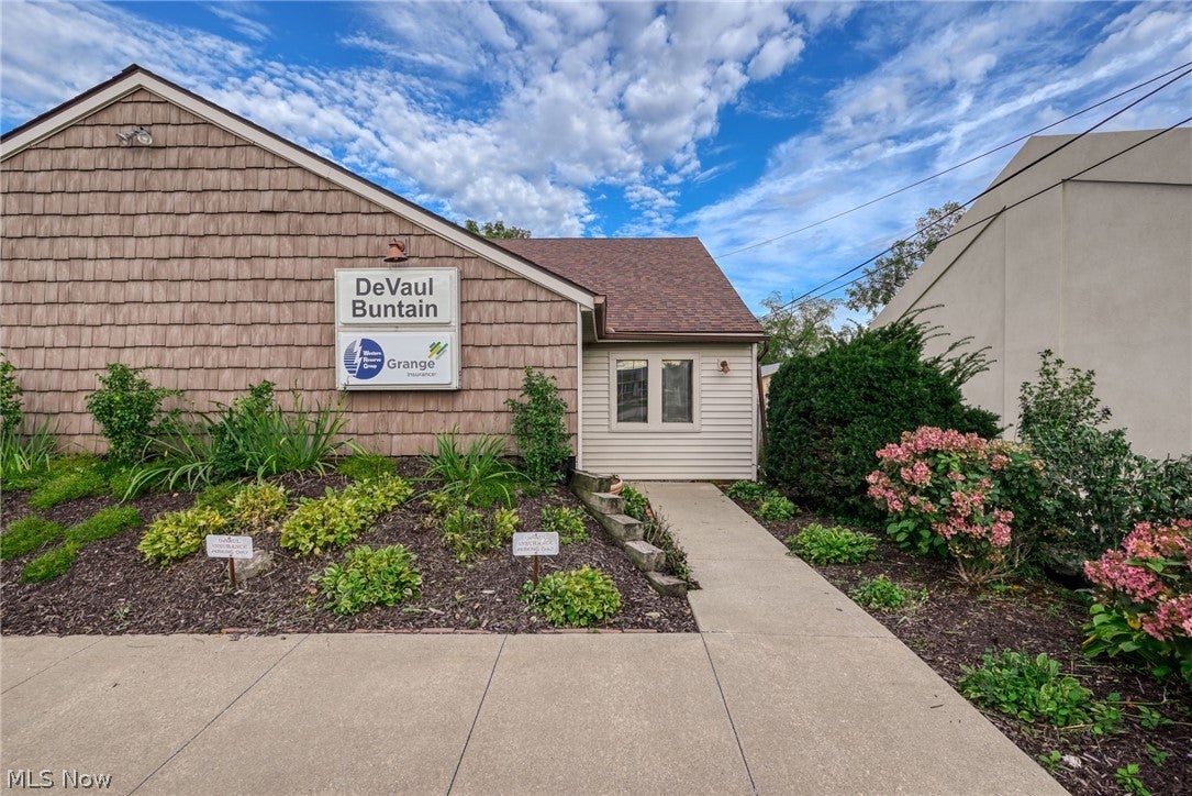 4222 State Route 43 B