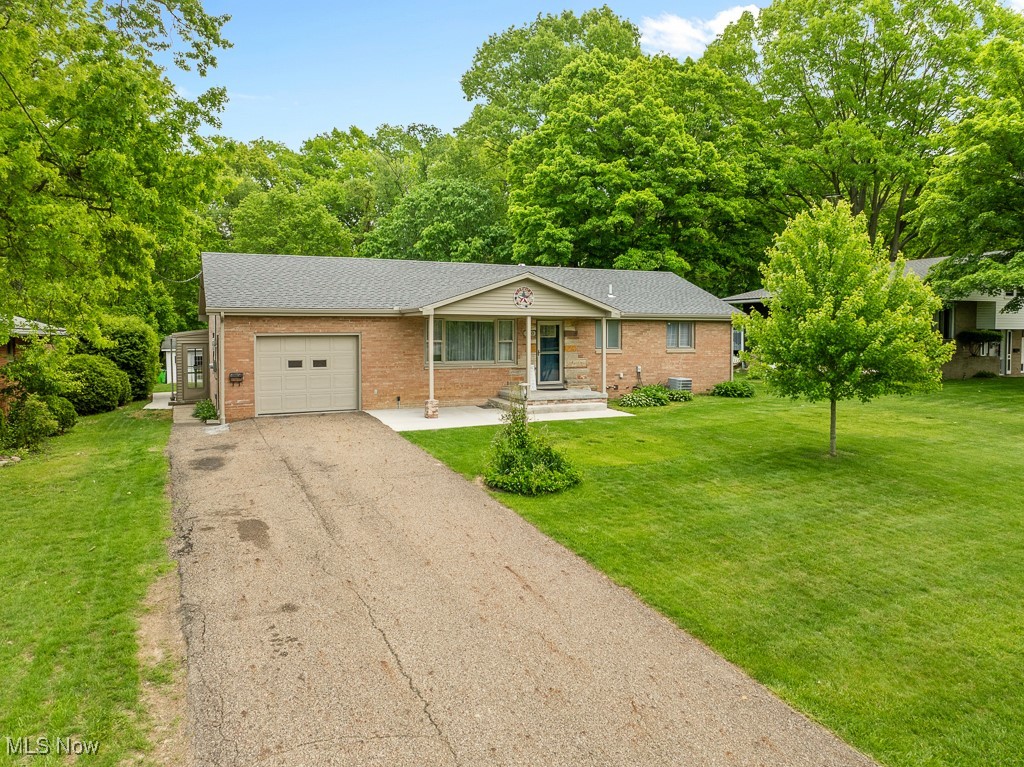 640 Fernwood Boulevard, Alliance, Ohio image 39