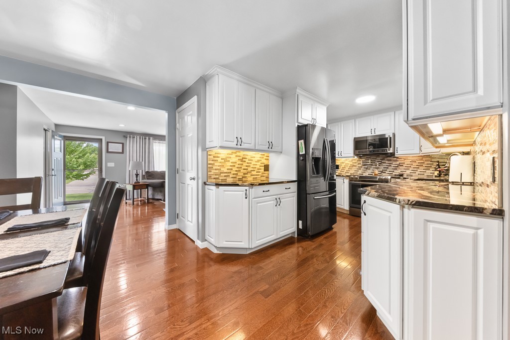 640 Fernwood Boulevard, Alliance, Ohio image 12