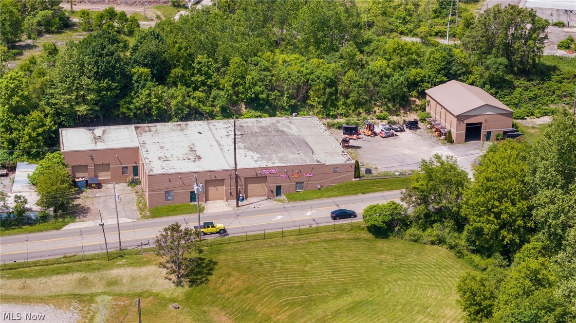 Photo 1 of 40 — 1104 Andrews Avenue, Youngstown, OH 44505