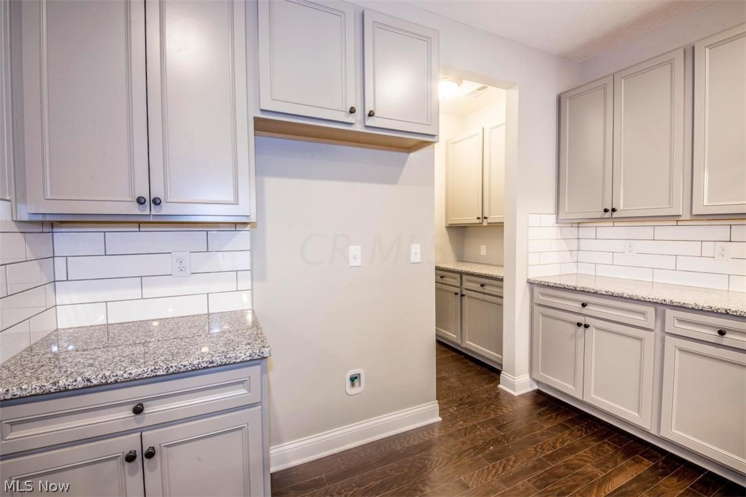 The Retreat at Lake Forest - Residential