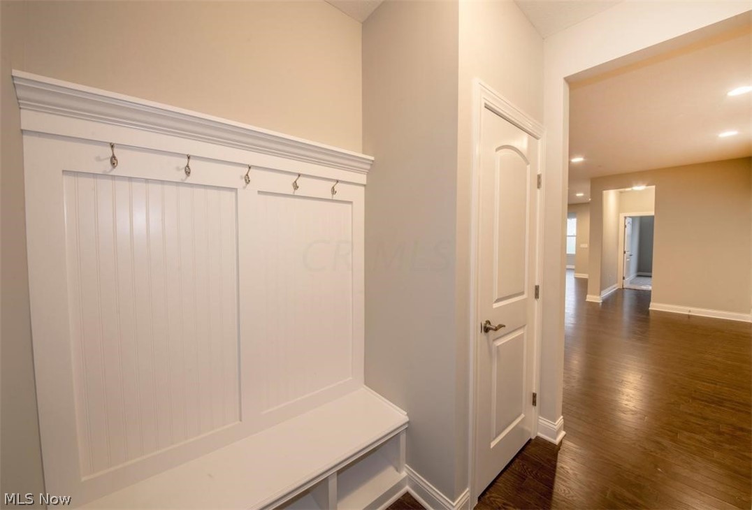 The Retreat at Lake Forest - Residential