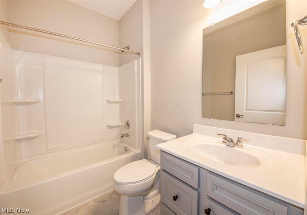 The Retreat at Lake Forest - Residential