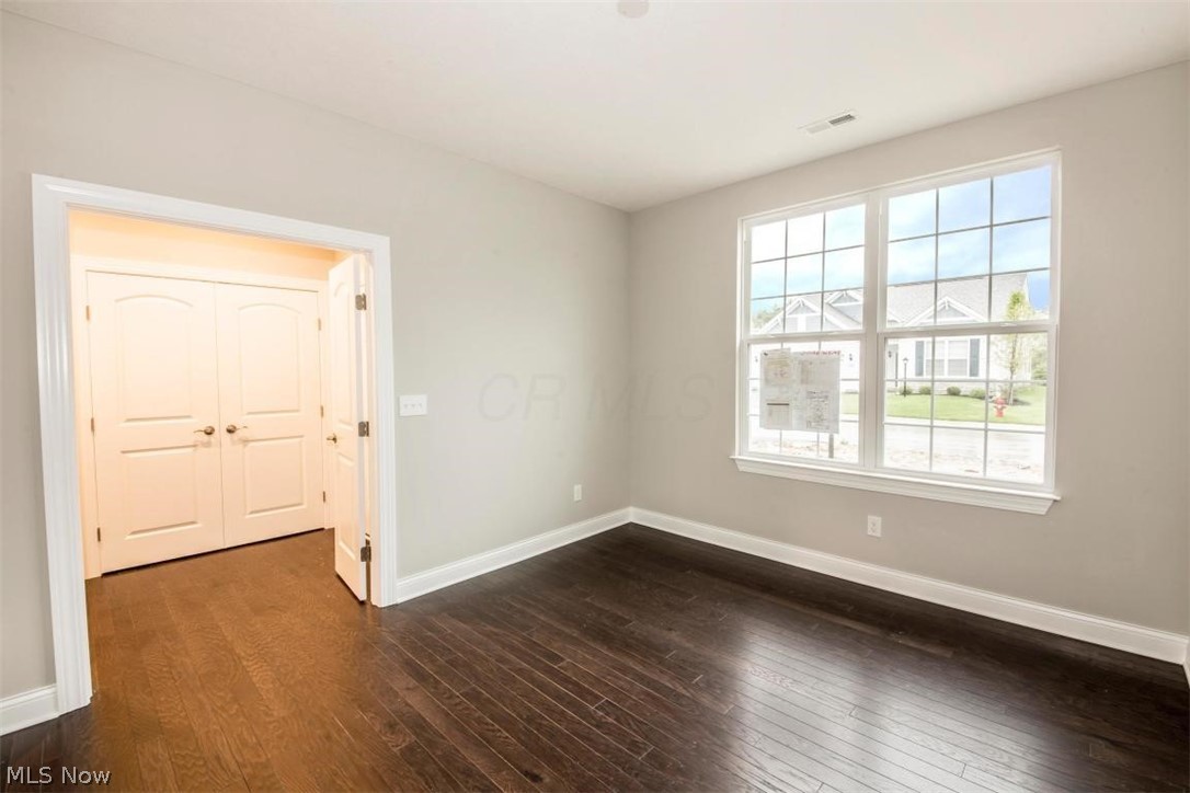 The Retreat at Lake Forest - Residential