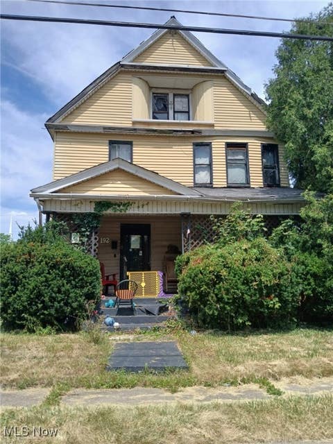 Photo for 192 W Chalmers Avenue