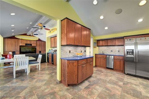 Tiny photo for 13005 W Lake Road, Vermilion, OH 44089 (MLS # 5179129)