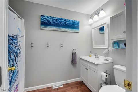 Tiny photo for 13005 W Lake Road, Vermilion, OH 44089 (MLS # 5179129)