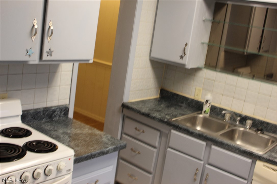 Ann Wards 02 Add/Girard - Residential