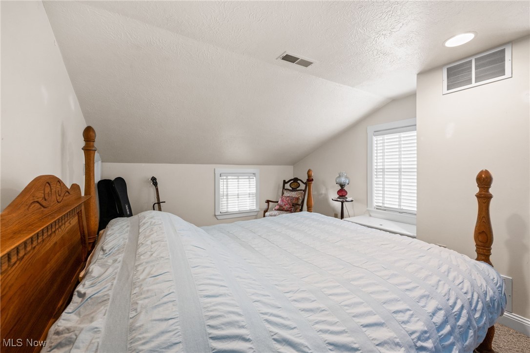 Medina, Ohio 44256, United States, 3 Bedrooms Bedrooms, ,2 BathroomsBathrooms,Residential,Pending,182781